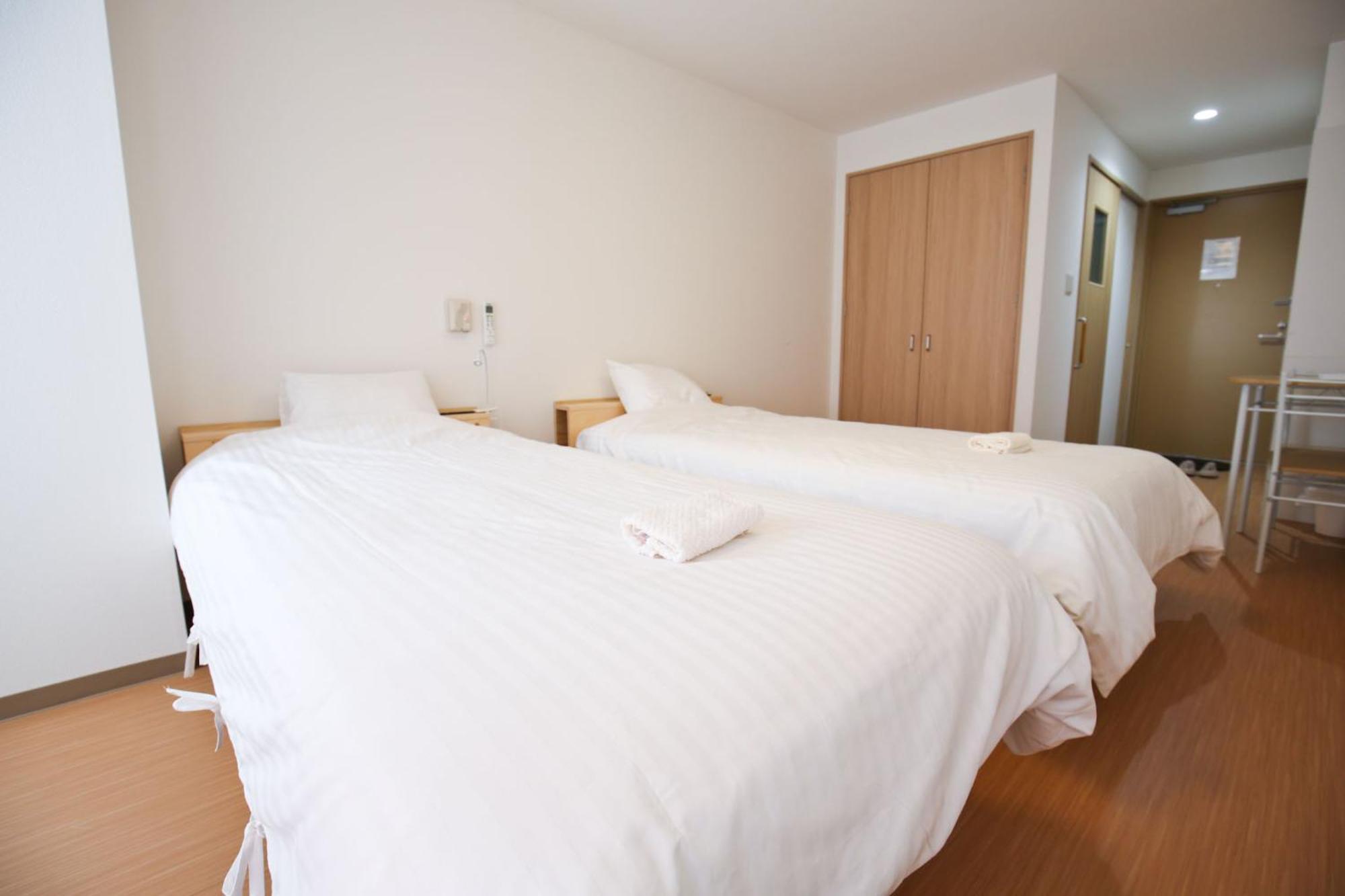 Connect Inn Осака Екстериор снимка