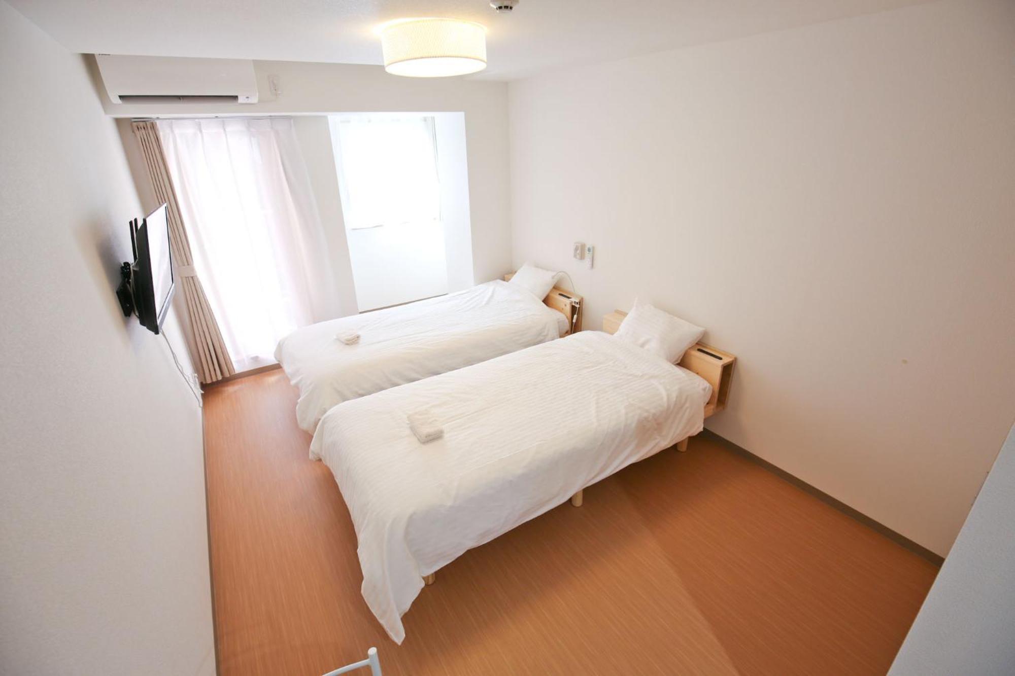 Connect Inn Осака Екстериор снимка